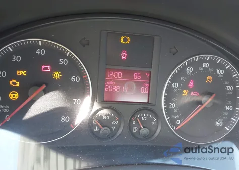 2006 Volkswagen Jetta 2.5 from USA, damaged, VIN 3VWSF81K86M640269